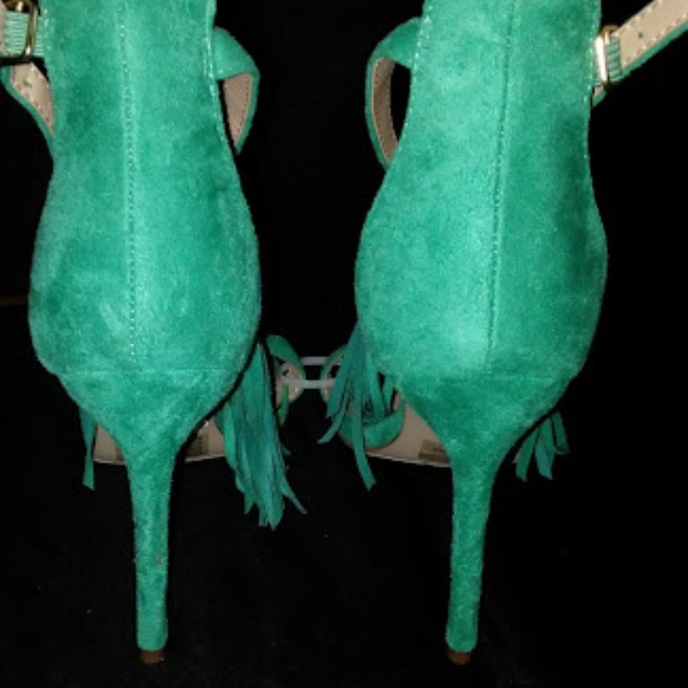 Sandal - Picture 5 of 5